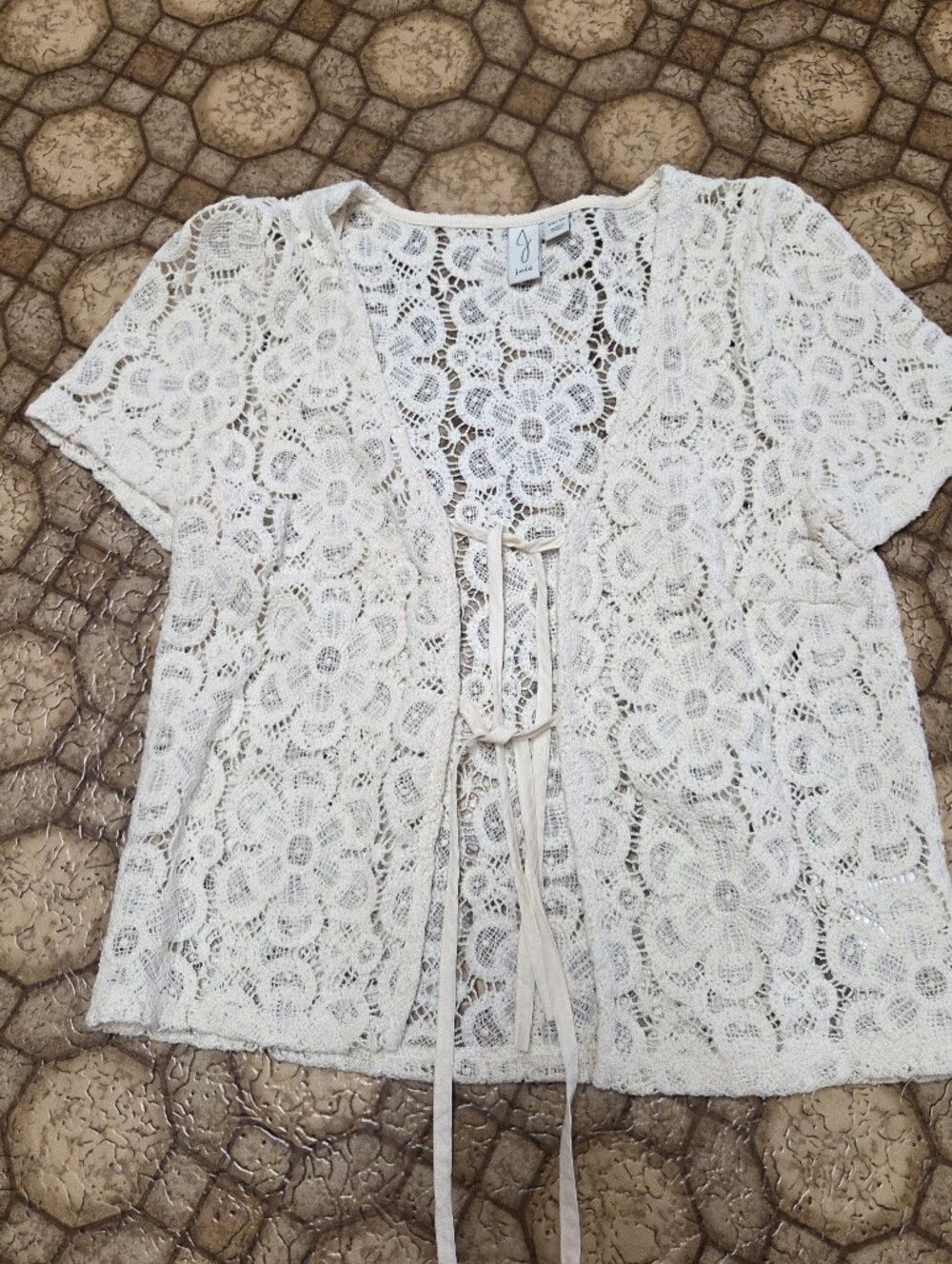 Women’s Ivory Lace Kimono Jacket